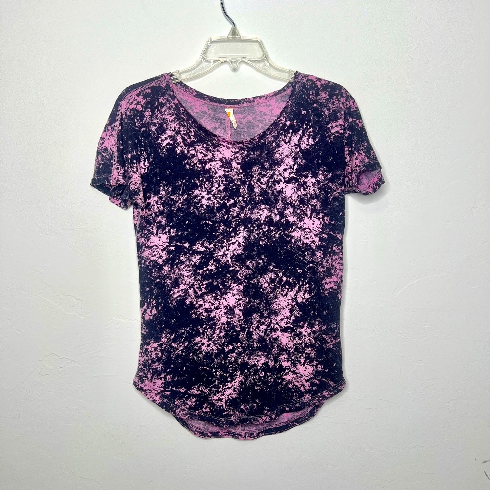 Lucy tie-dye tee, pink and black, scoop neck, curved hem Athleisure Shirt